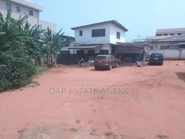 5bdrm House in North Kaneshie for sale