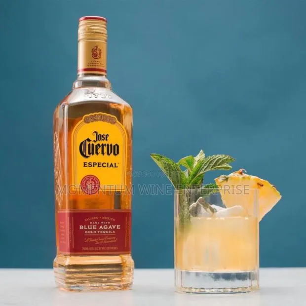 Tequila Jose Cuervo Gold 1l · Photo 1