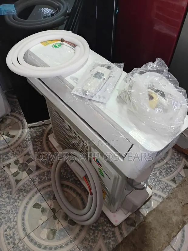 Rainbow 1.5hp Window Ac -Efficient Cooling, White Design. · Photo 1