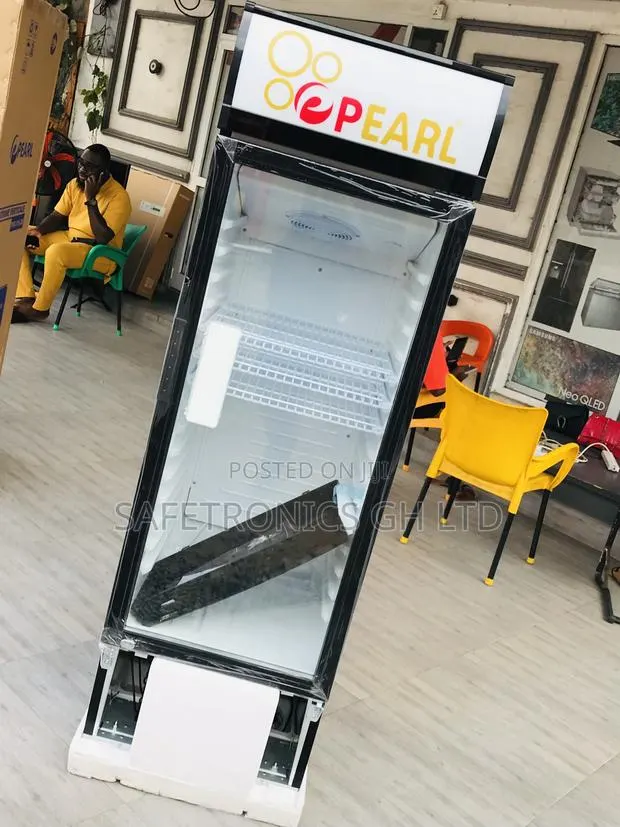 Pearl Lockable 238 Liters Display PVC-316 Singledoor · Photo 1