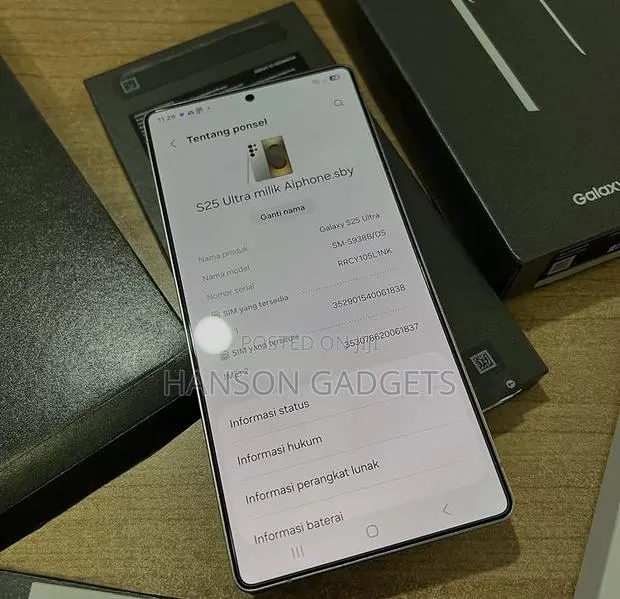 New Samsung Galaxy S25 Ultra 1 TB Gold · Photo 1