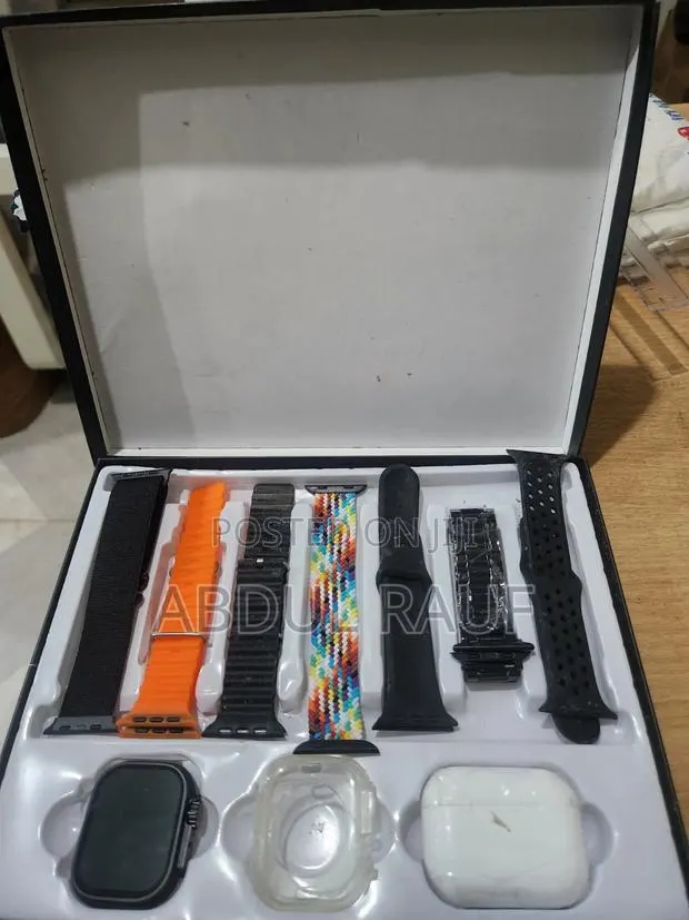 7 Strap Smart Watch · Photo 1