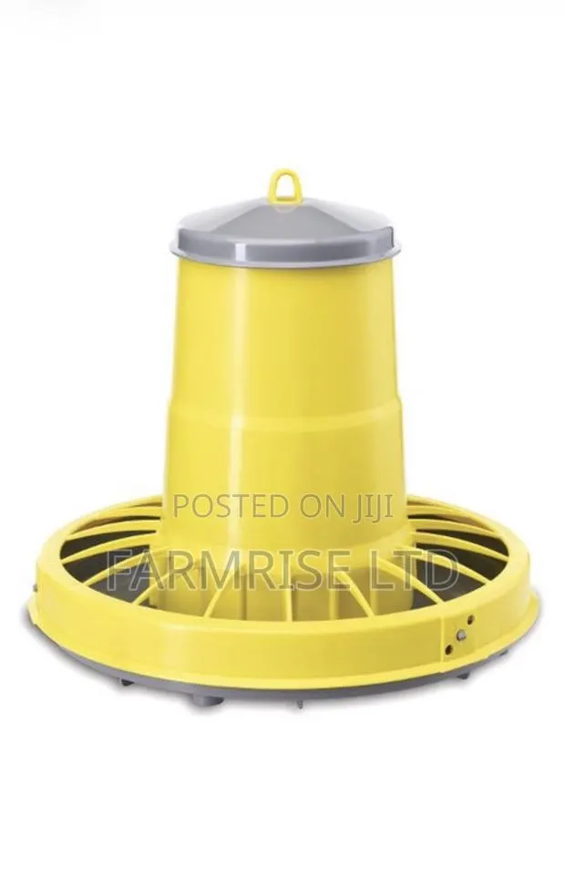 22kg Poultry Feeders · Photo 1