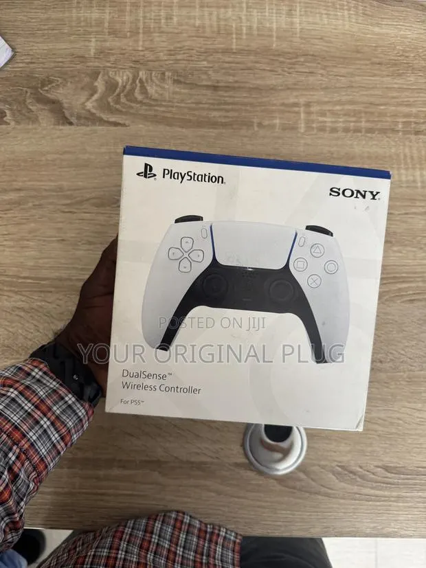 Sony Playstation 5 Ps5 Dualsense Wireless Controller, Sealed. · Photo 1