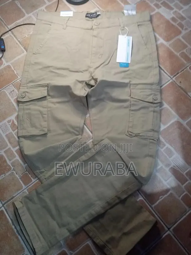 Thick Fabric Side Pocket Khaki · Photo 1
