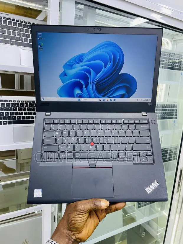 Laptop Lenovo ThinkPad T480 8GB Intel Core i5 SSD 256GB · Photo 1