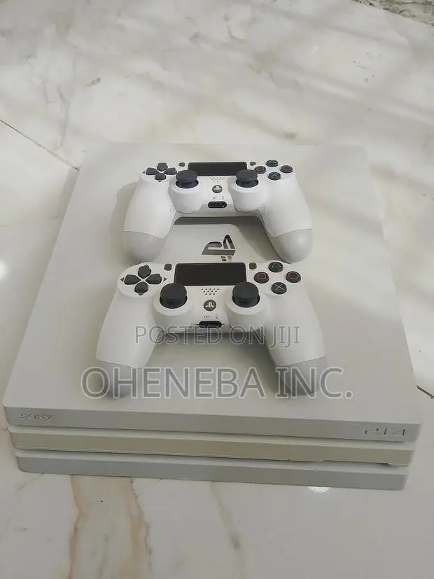 Ps4 Pro With FC27 + Other Games Installed + 2 Controllers · Photo 1