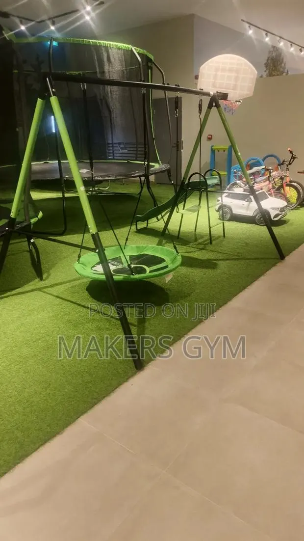 The Saucer Swingset 4 in 1 (Kids) · Photo 1
