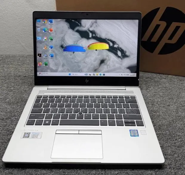 New Laptop HP EliteBook 830 G6 16GB Intel Core i7 SSD 256GB · Photo 1