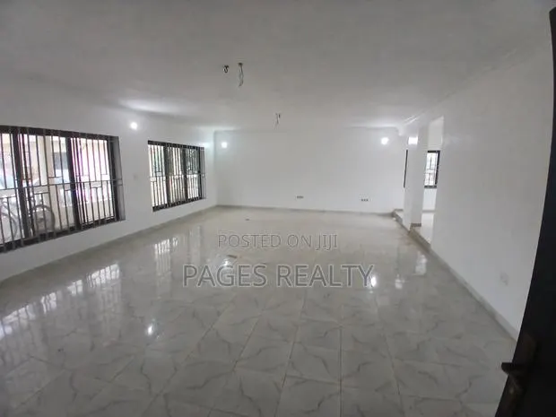 3bdrm Apartment in Madina, Zongo Junction for rent · Photo 1