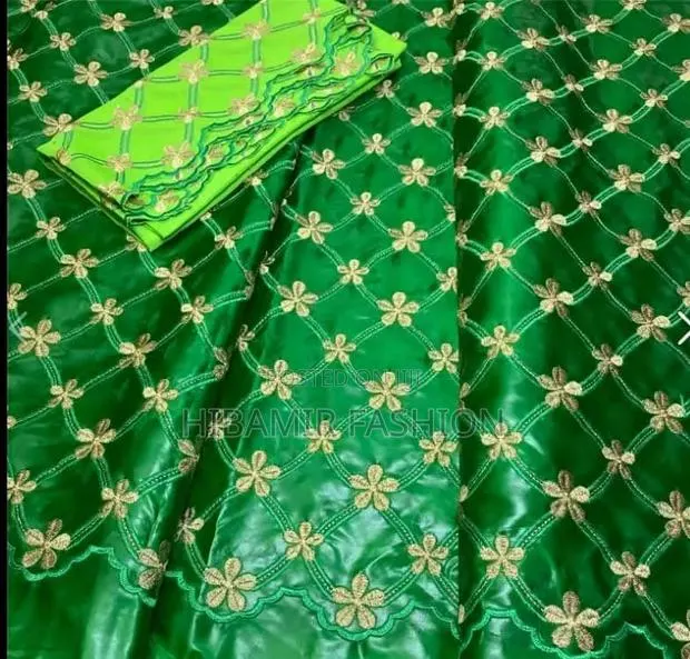 7 Yards Bazin Riche Design · Photo 1