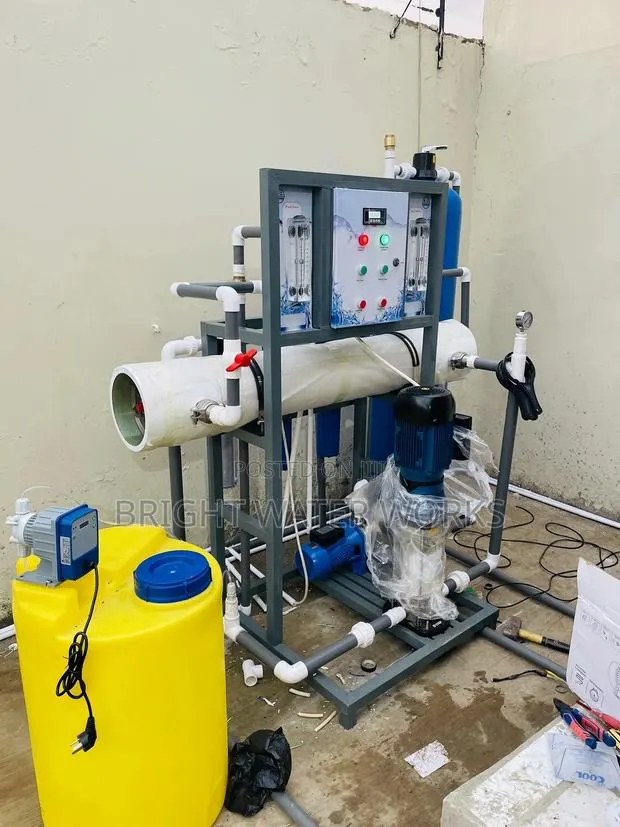 1 Ton Reverse Osmosis System ( Water Treatment Machine) · Photo 1