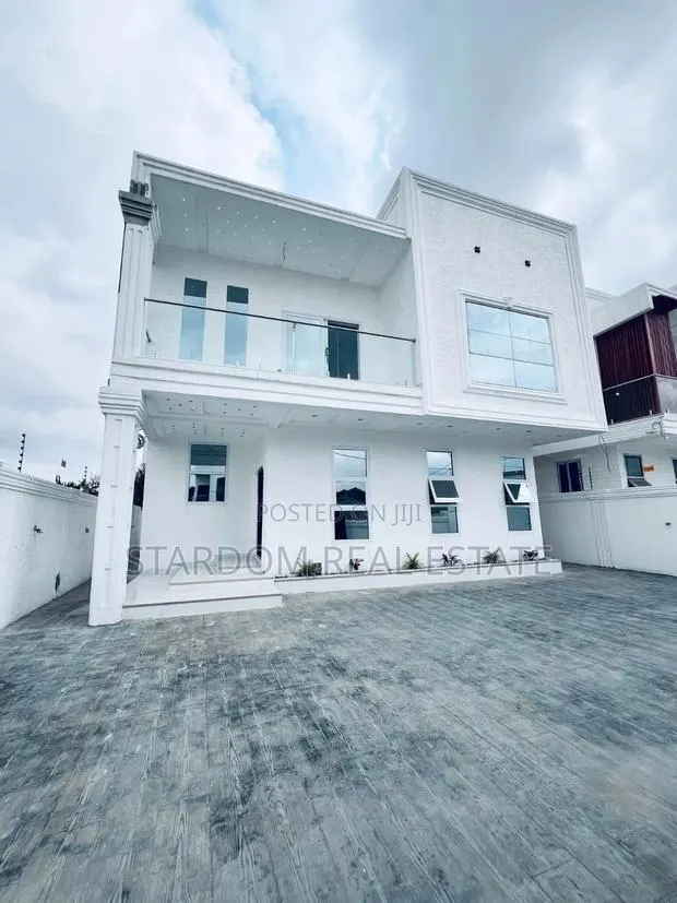 4bdrm Duplex in Ashaley Botwe, Nmai-Dzorn for sale · Photo 1