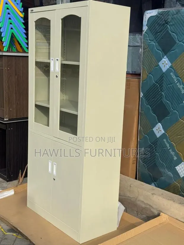 2 Glass Doors · Photo 1