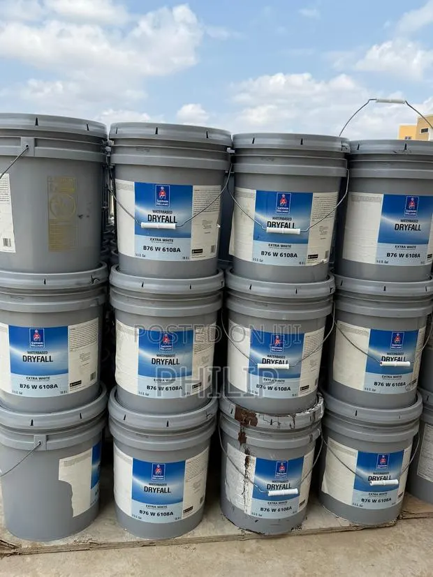 Premium American Paints 20L & 4L · Photo 1