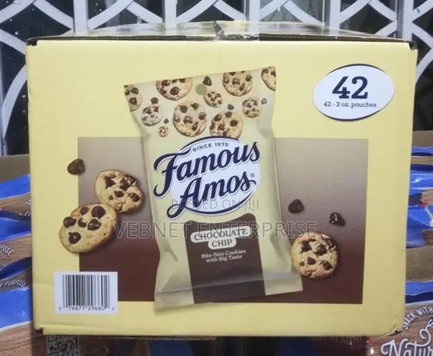 Famous Amos Chocolate Chip · Photo 1