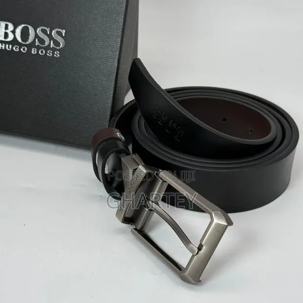 Stylish Metal Simple Buckle Reversible Belt · Photo 1