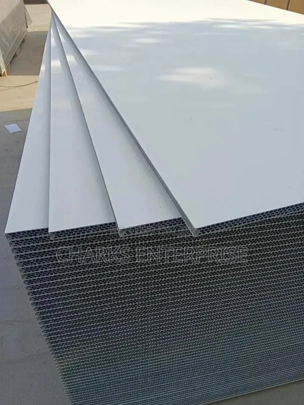 Plastic Plywood Boards · Photo 1