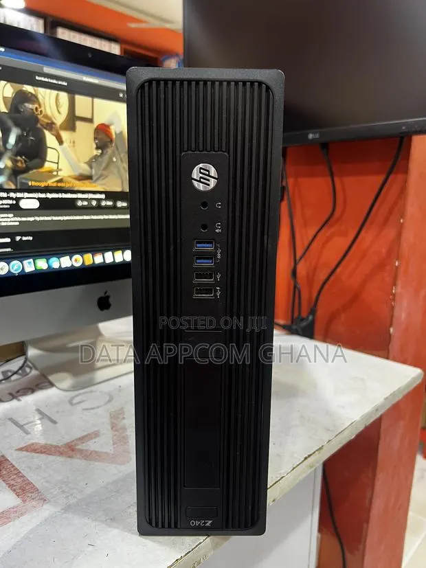 Desktop Computer HP Z240 16GB Intel Core i5 SSD 512GB · Photo 1