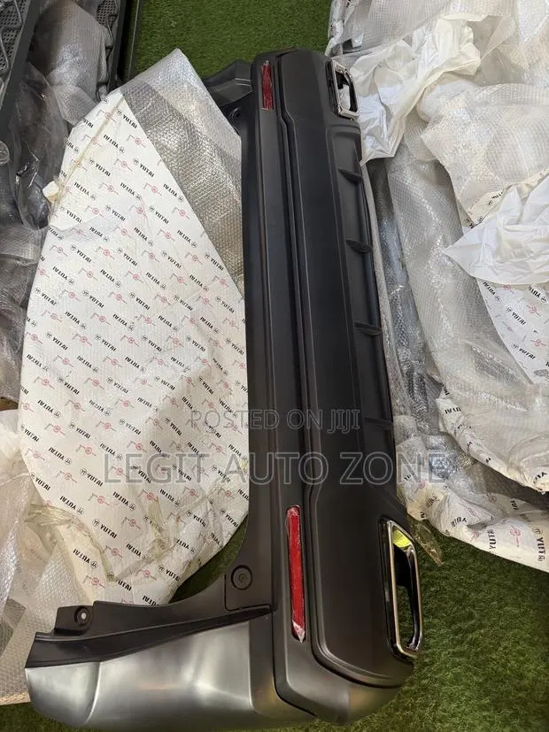 Honda CRV 2026,2024,2023,2025,Real Back Bumper Complete · Photo 1