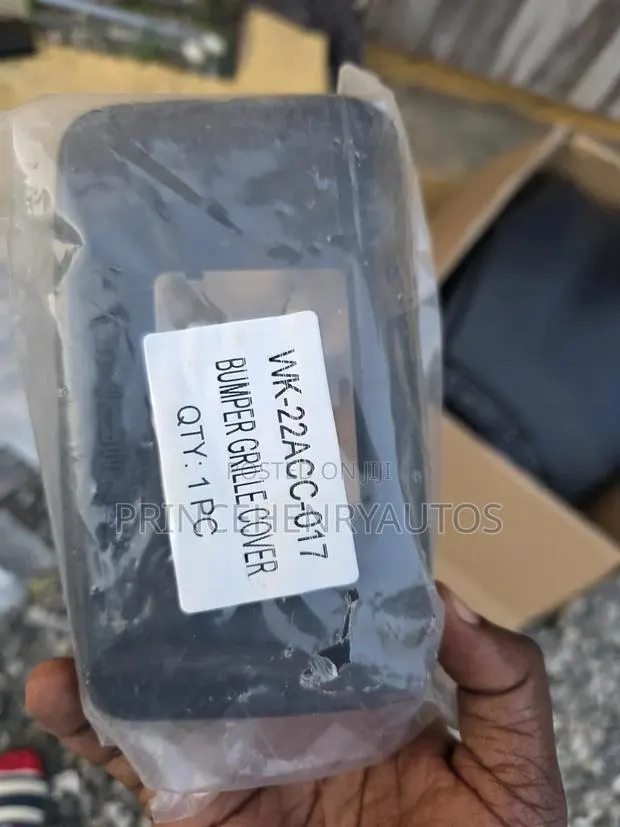 Honda Accord 2018-2022 Radar Cover · Photo 1