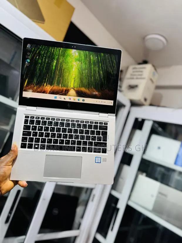 Laptop HP EliteBook x360 1030 G2 8GB Intel Core i5 SSD 256GB · Photo 1