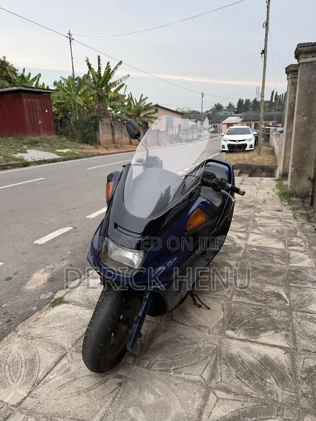 Yamaha Majesty 2013 Blue · Photo 1
