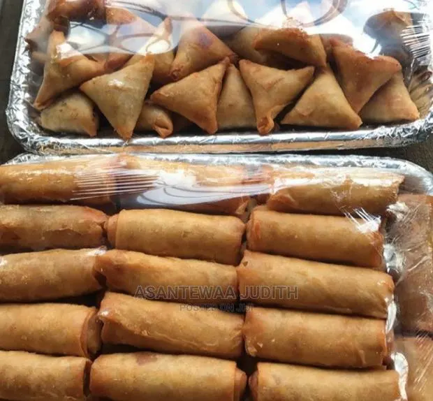 Spring Rolls and Samoas · Photo 1
