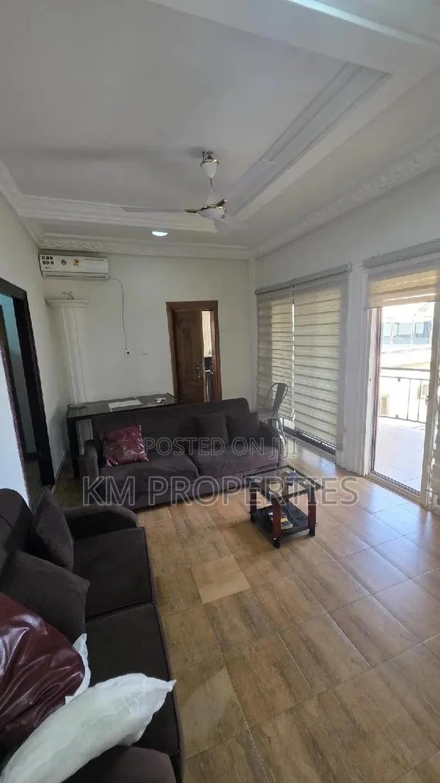 1 Bed Hall Airbnb at West-Legon · Photo 3
