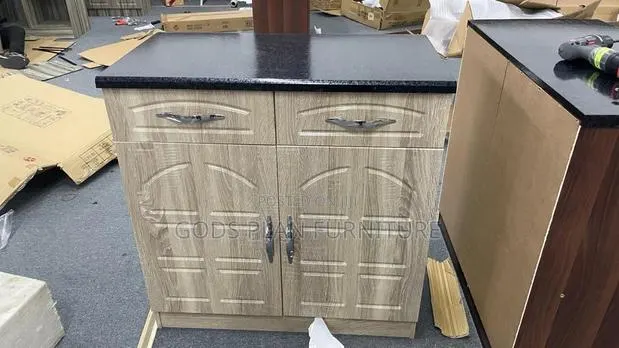 Kitchen Cabinet · Photo 1