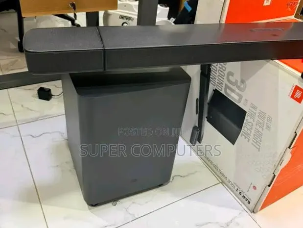 JBL Deep Bass Bar · Photo 1