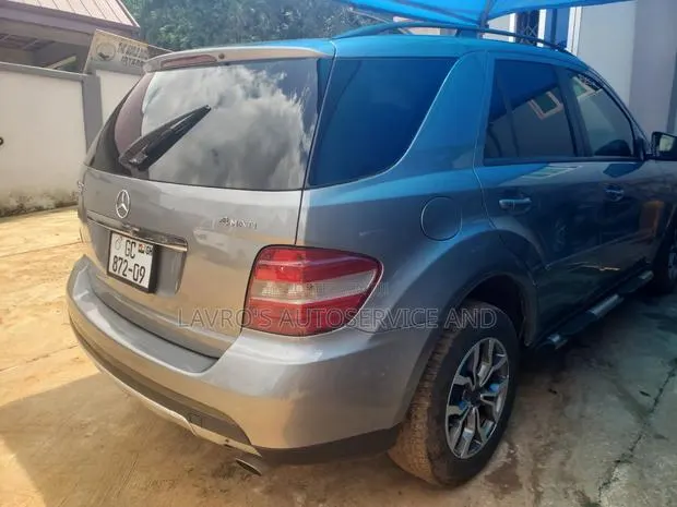 Mercedes-Benz M Class ML 350 4Matic 2007 · Photo 1