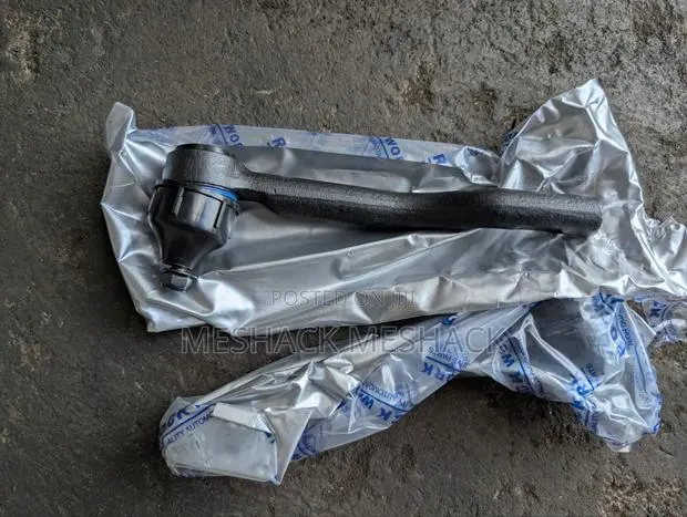 Nissan Rogue Tie Rod End · Photo 1
