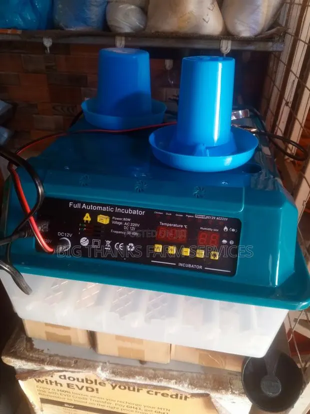 36 Capacity Incubator,Dual Power · Photo 1