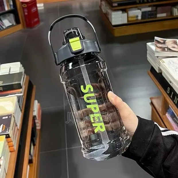 Sport Gym Fitness Plastic Water Bottle · Photo 1