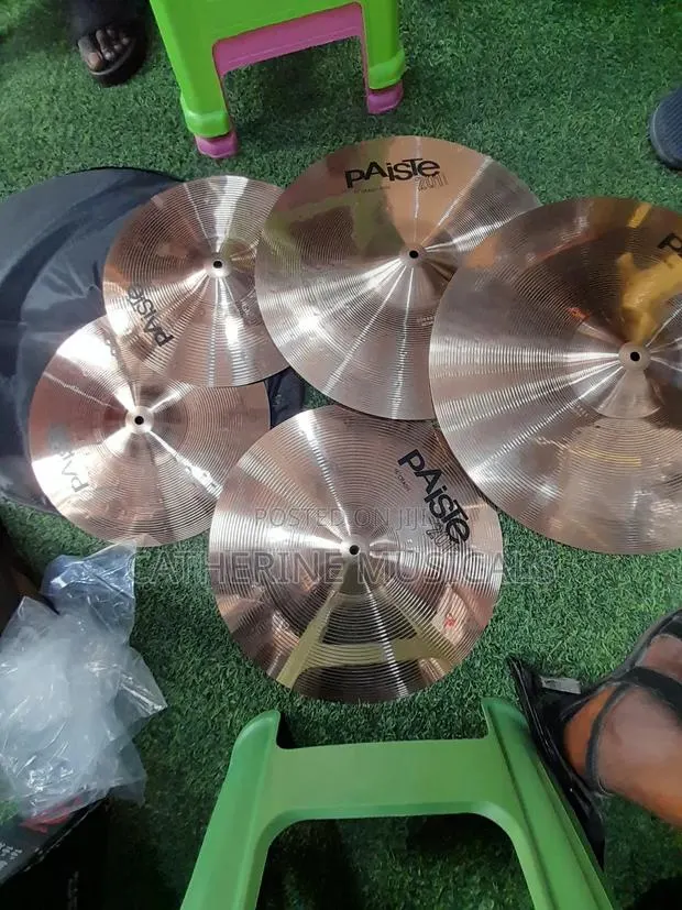 Paiste Cymbals Sets · Photo 1
