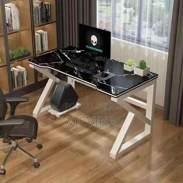 Office Table · Photo 1