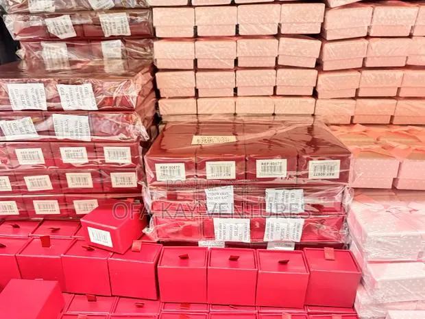 Cool Gift Box Different Shapes · Photo 4