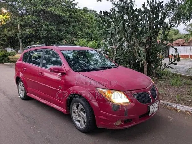 Pontiac Vibe 2009 Red · Photo 1