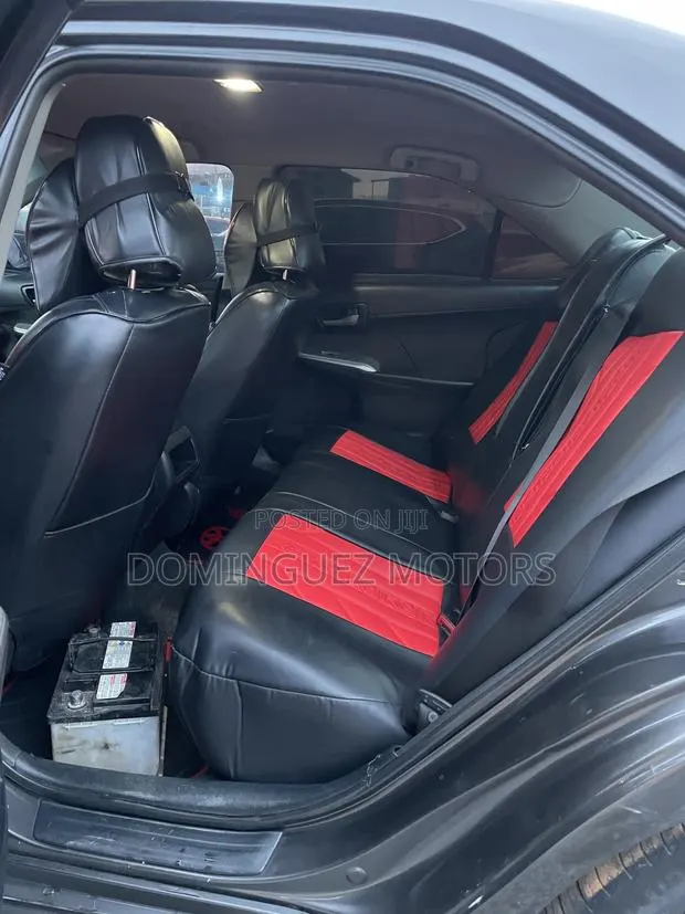 Toyota Camry 2014 Gray · Photo 1