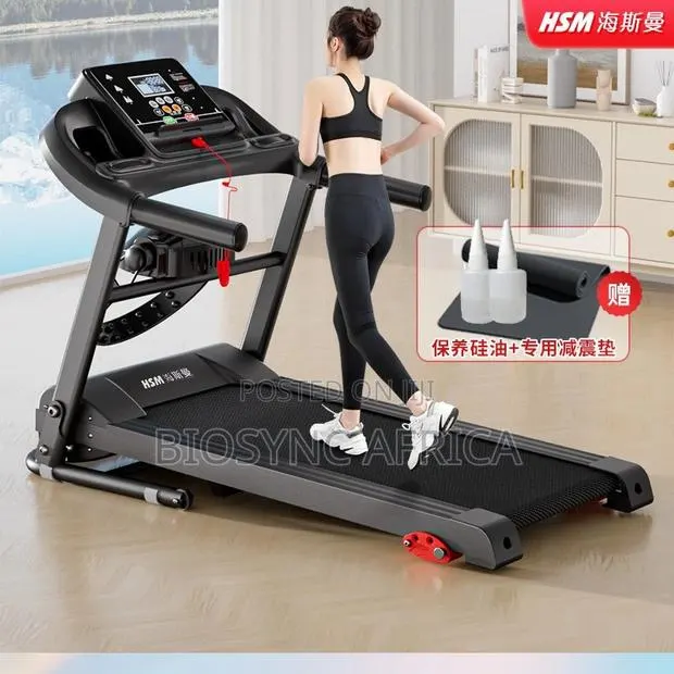 Treadmill With Incline Function · Photo 1