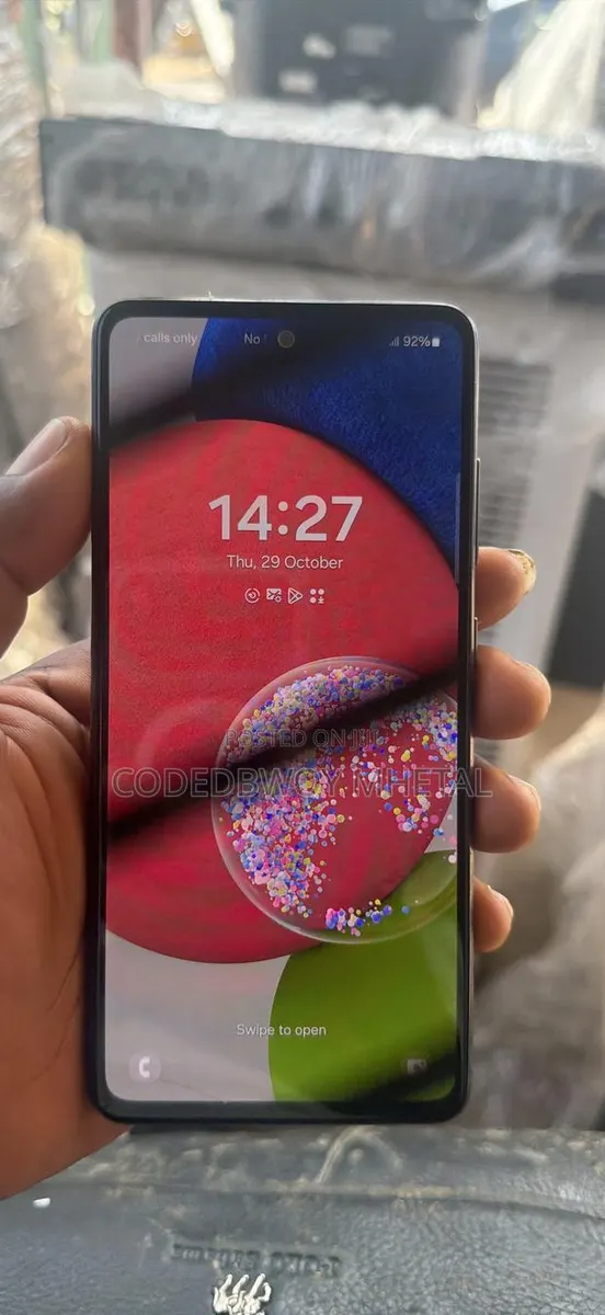 Samsung Galaxy A52s 5G 128 GB Black · Photo 1