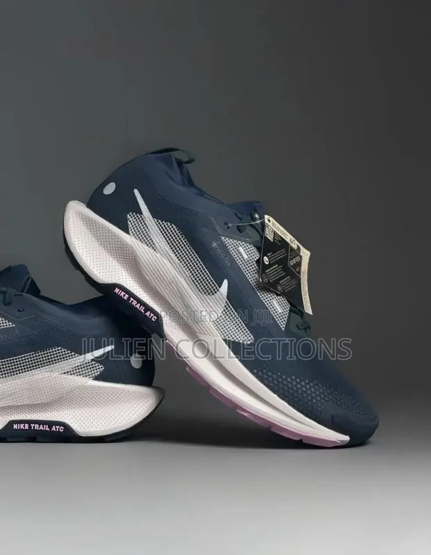 Nike Trail ATC Trainers · Photo 1