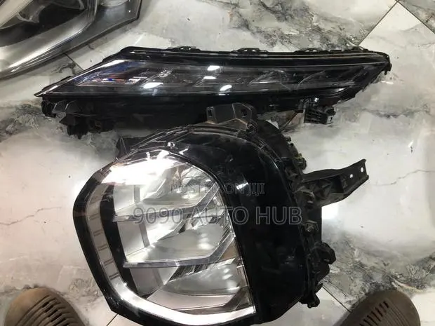 2023 Mitsubishi Outlander Left Headlight (Foreign Used – Premium OEM) · Photo 1