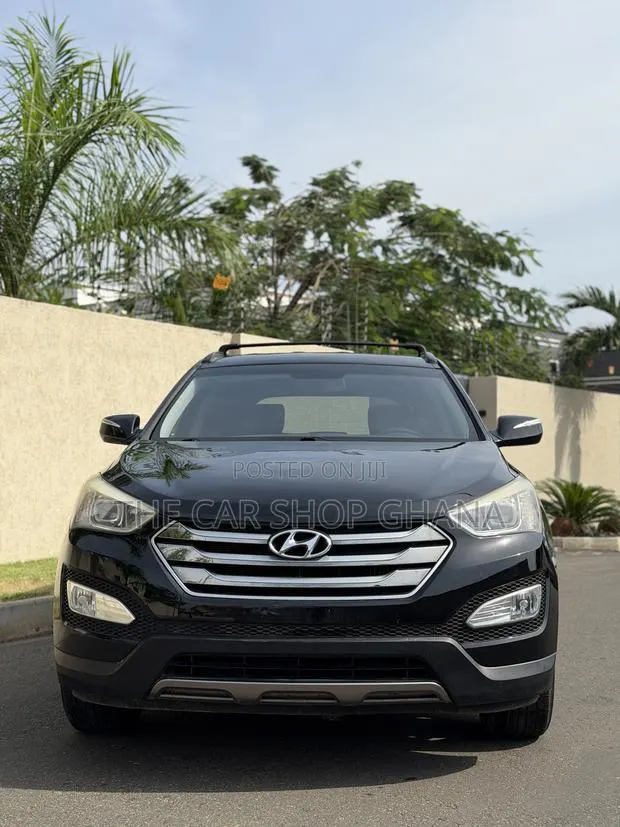 Hyundai Santa Fe 2017 Black · Photo 1