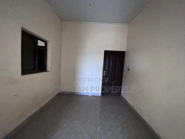 2bdrm Apartment in Adenta Commandos for rent