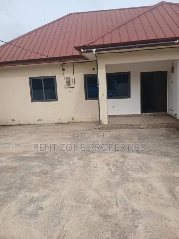 Mini Flat in Amasaman for rent · Photo 1