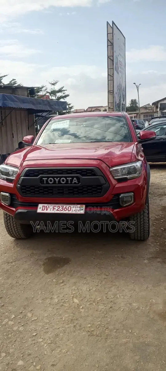 Toyota Tacoma 2020 Red · Photo 1