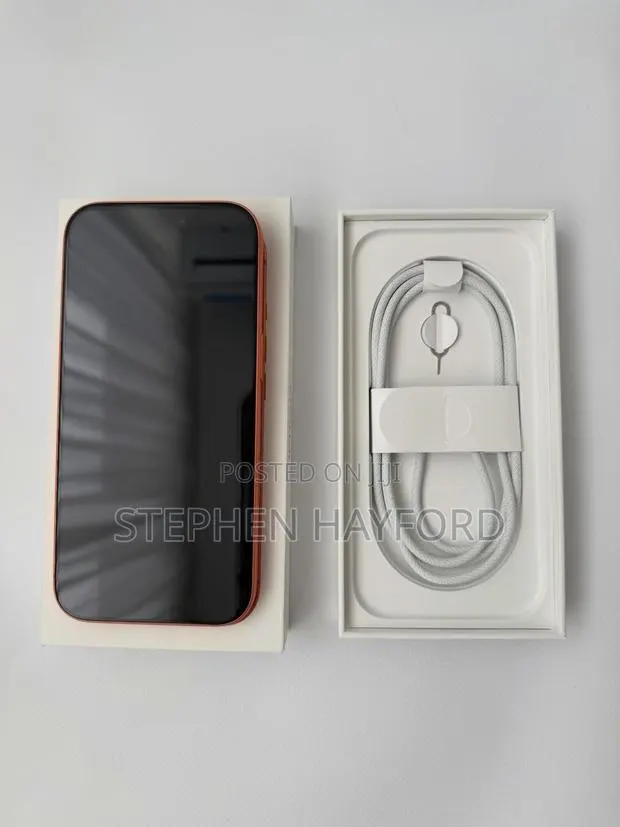 New Apple iPhone 17 Pro Max 512 GB Orange · Photo 1