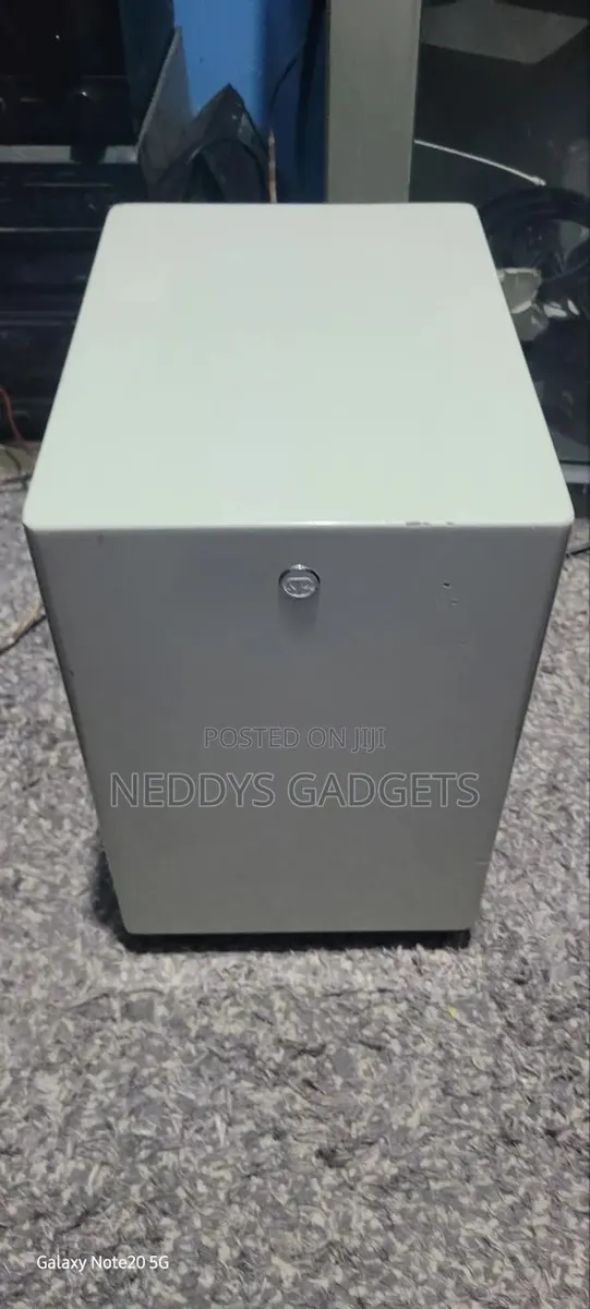 Monitor Audio Radius 360hd Powered Subwoofer Gloss White · Photo 1